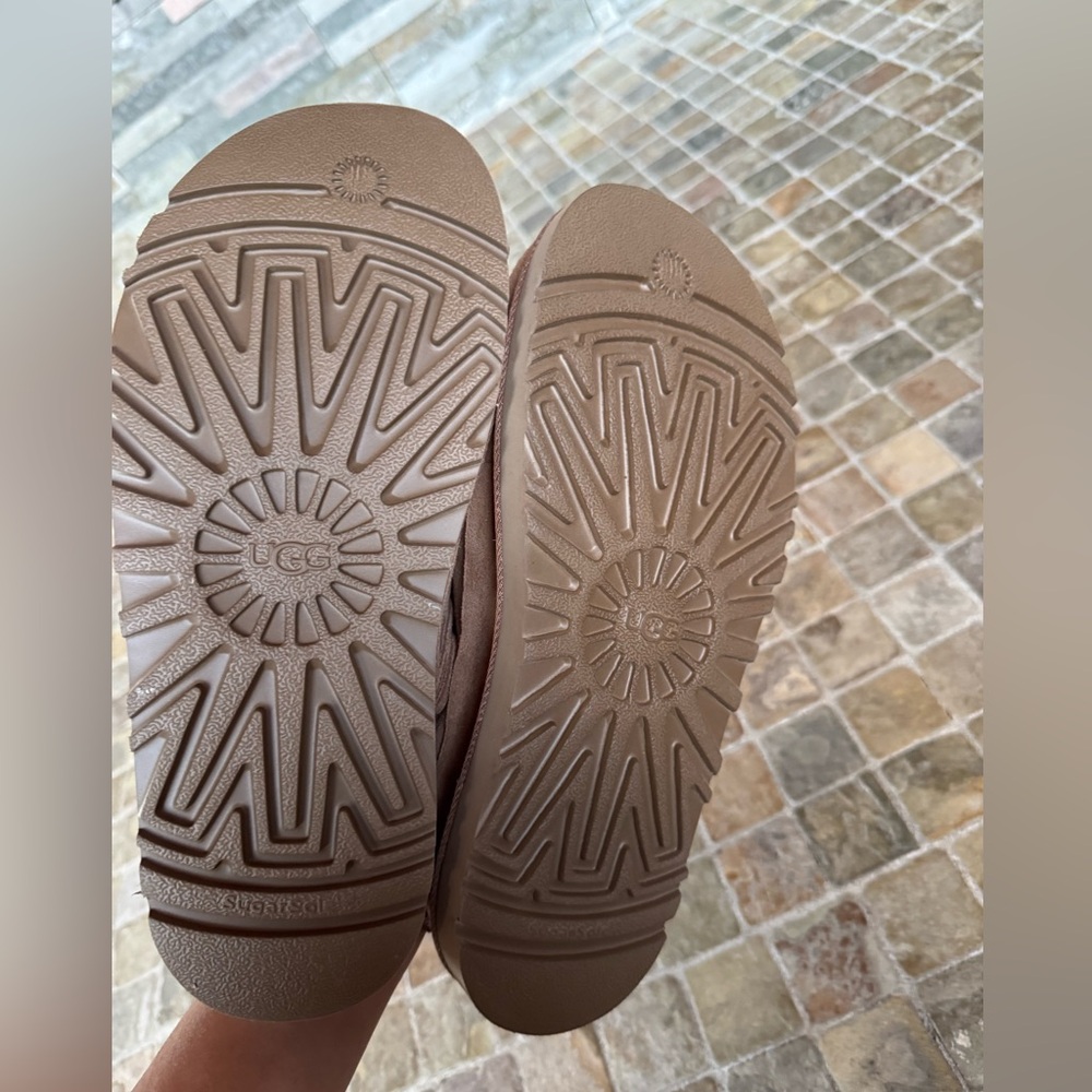 UGG Tan Shearling Lined Footwear - Picture 9 of 12